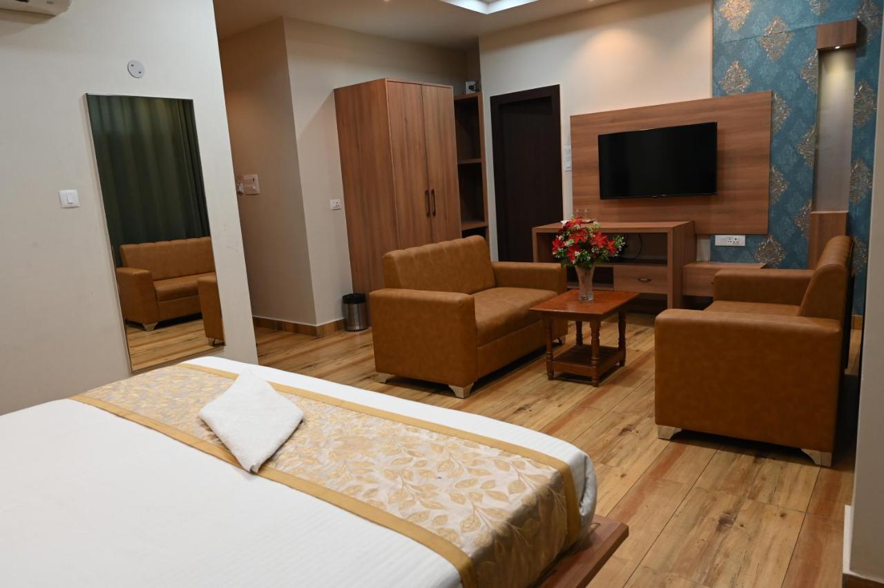 Hotel Olive Crown Λάκναου Εξωτερικό φωτογραφία